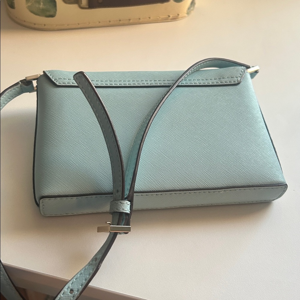 Kate Spade Newbury Lane turnlock crossbody Hydrangea blue saffiano leather chic - Picture 8 of 11